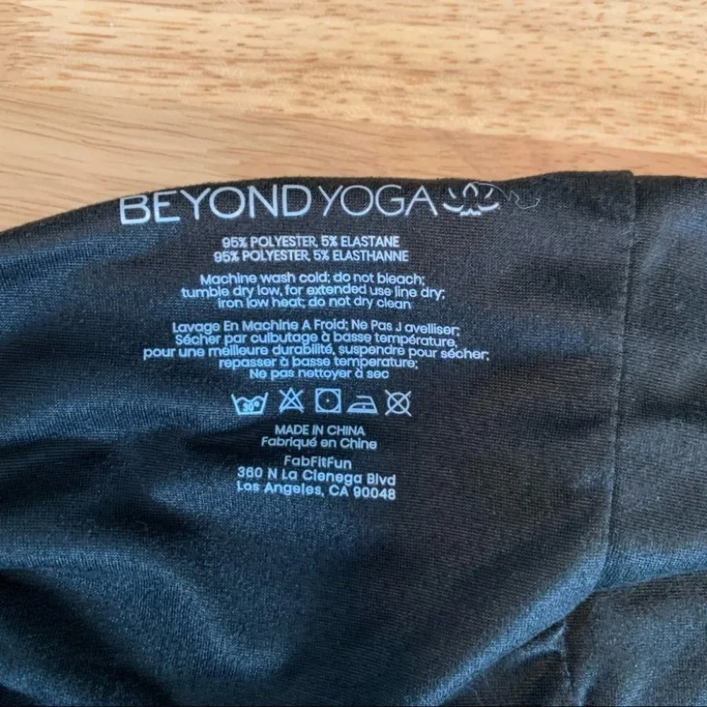 Beyond Yoga Black Infinity Scarf with zipper pocket